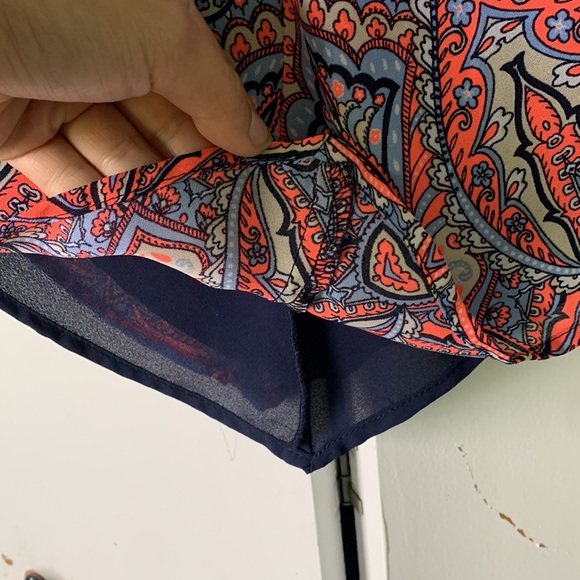 Patterned Tank top - Picture 3 of 4